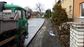 Chodník - obec Kelčice