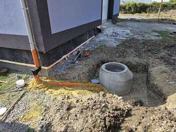 Odvodnění, dlažděná plocha - komerční prostor Držovice